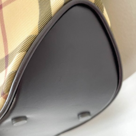 Burberry Check Bag - Picture 6 of 14